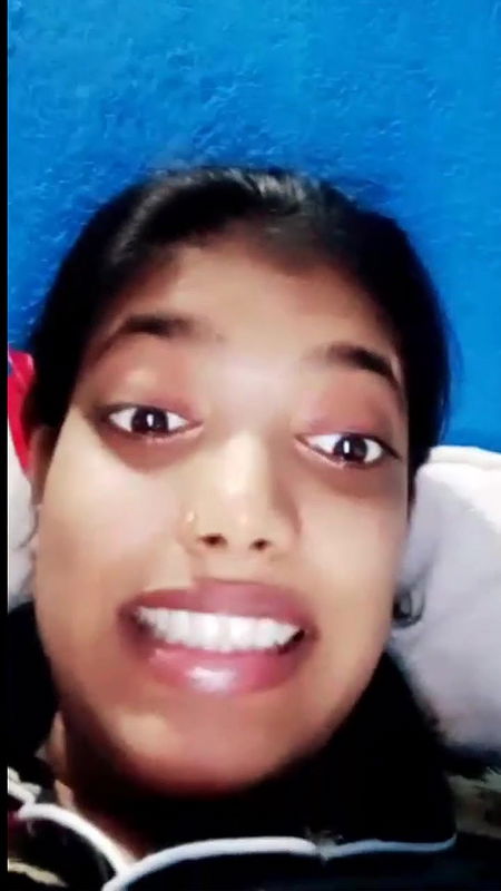 Gf Showing Boobs Pussy