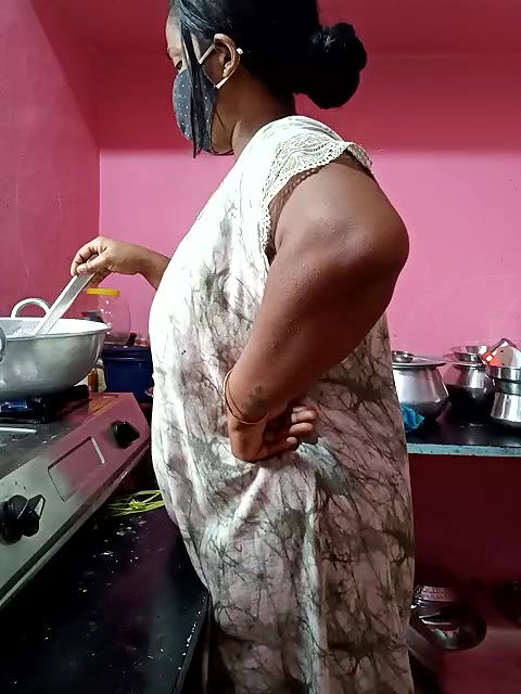 Stripchat-Public.Show-f-Renuma-2024.06.19.035138