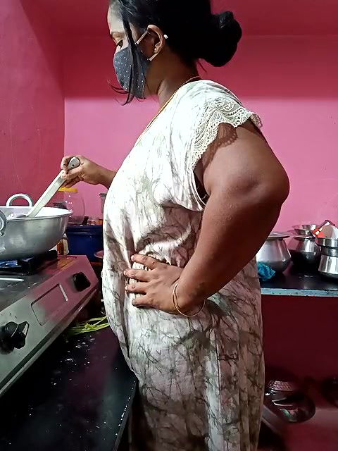 Stripchat-Public.Show-f-Renuma-2024.06.19.035138