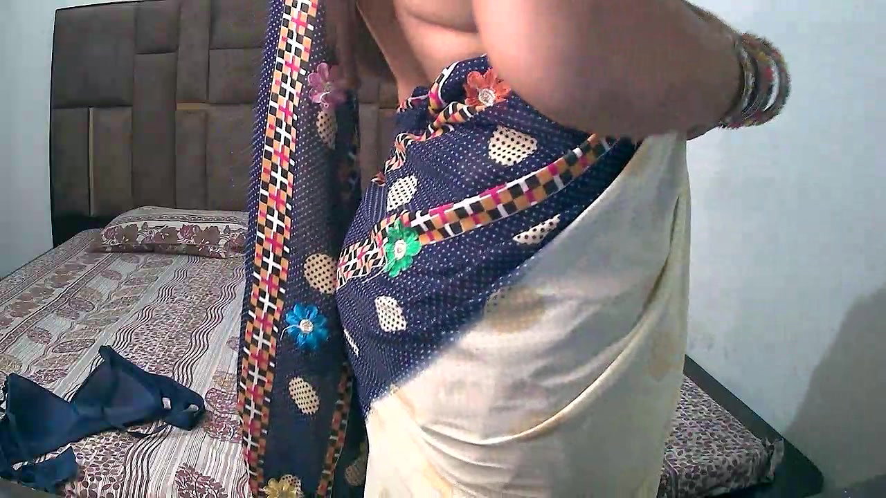 Stripchat-Public.Show-f-Kajal_G-2024.08.24.051956
