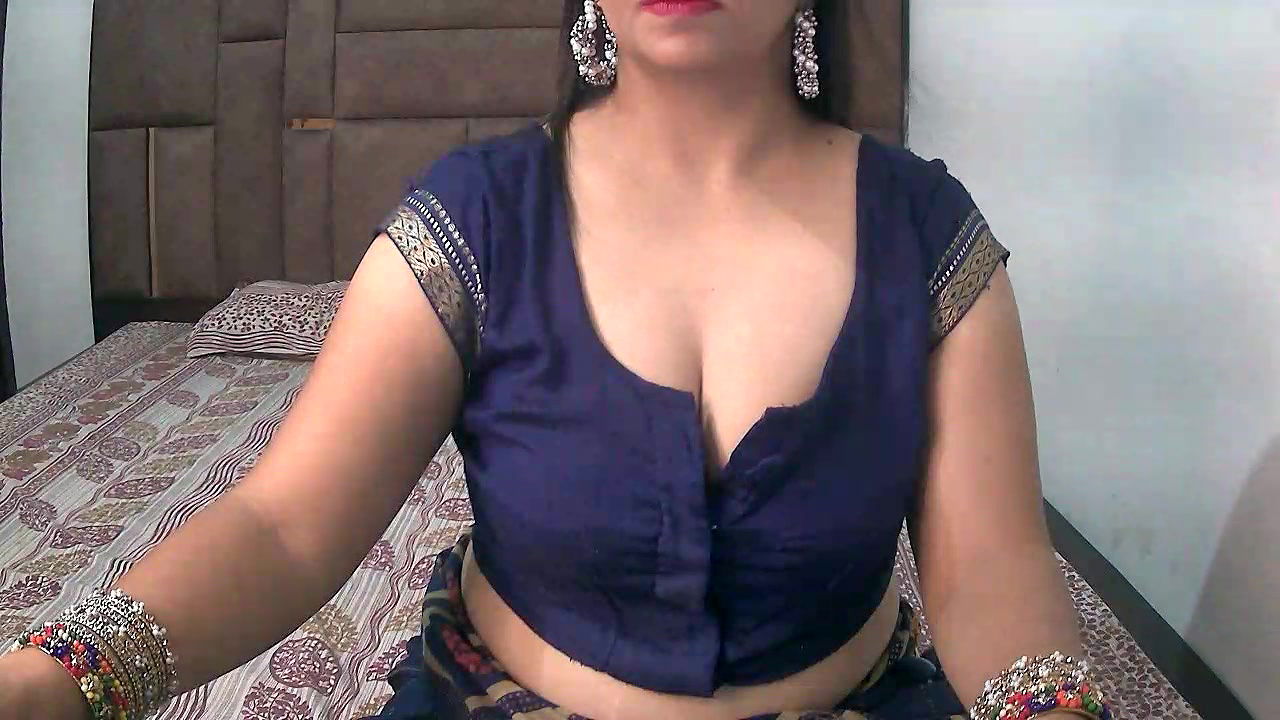 Stripchat-Public.Show-f-Kajal_G-2024.08.20.034157