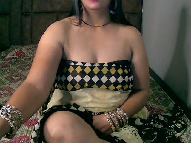 Stripchat-Public.Show-f-Kajal_G-2024.07.20.022333