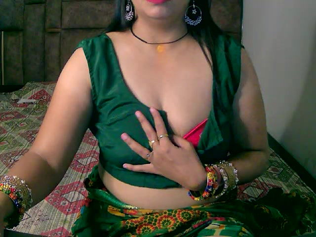 Stripchat-Public.Show-f-Kajal_G-2024.07.19.034934
