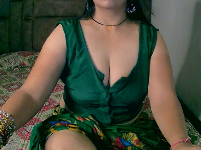 Stripchat-Public.Show-f-Kajal_G-2024.07.15.053320