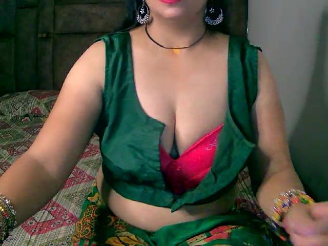 Stripchat-Public.Show-f-Kajal_G-2024.07.15.000539