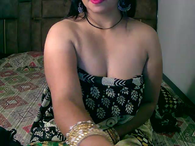 Stripchat-Public.Show-f-Kajal_G-2024.07.13.153407