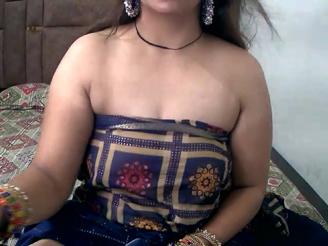 Stripchat-Public.Show-f-Kajal_G-2024.07.01.055721