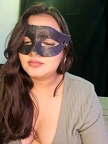 Stripchat-Public.Show-f-Blossam_07-2024.09.14.225900