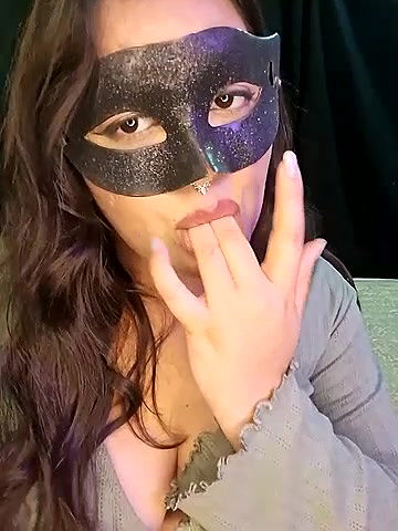 Stripchat-Public.Show-f-Blossam_07-2024.09.14.205313