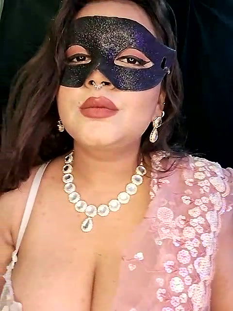 Stripchat-Public.Show-f-Blossam_07-2024.09.14.114013