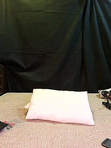 Stripchat-Public.Show-f-Blossam_07-2024.09.13.181004