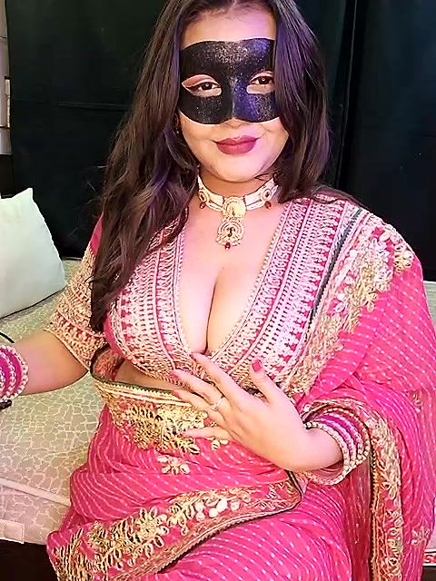 Stripchat-Public.Show-f-Blossam_07-2024.08.29.162028