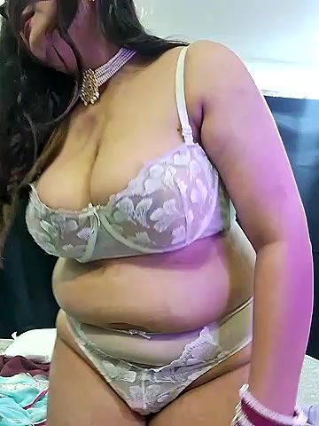 Stripchat-Public.Show-f-Blossam_07-2024.08.24.115713