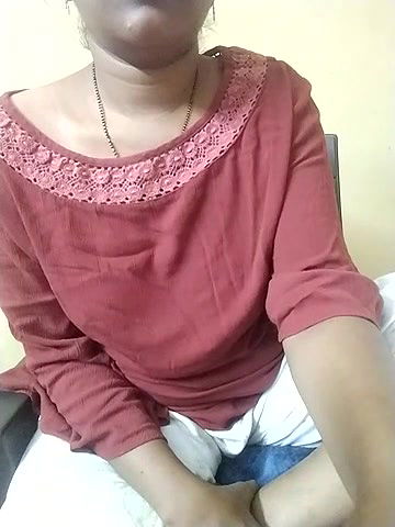 Stripchat-Public.Show-c-Telugu_Naughtyy_Priya-2024.07.21.195238