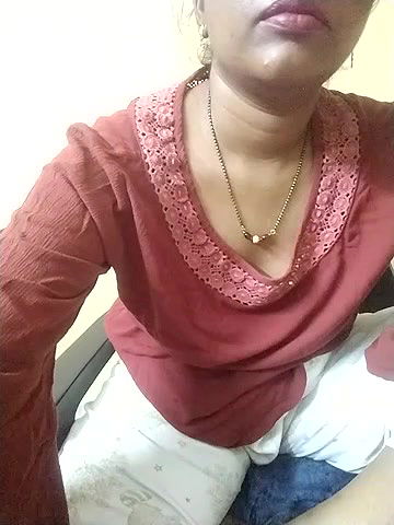 Stripchat-Public.Show-c-Telugu_Naughtyy_Priya-2024.07.21.195238