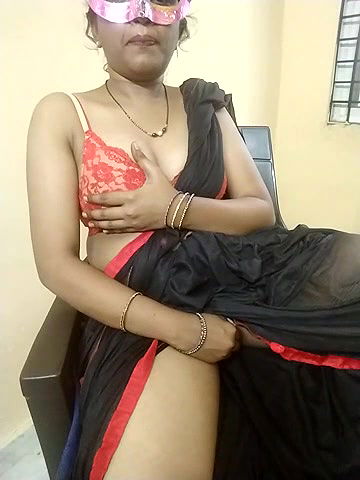 Stripchat-Public.Show-c-Telugu_Naughtyy_Priya-2024.07.18.123837