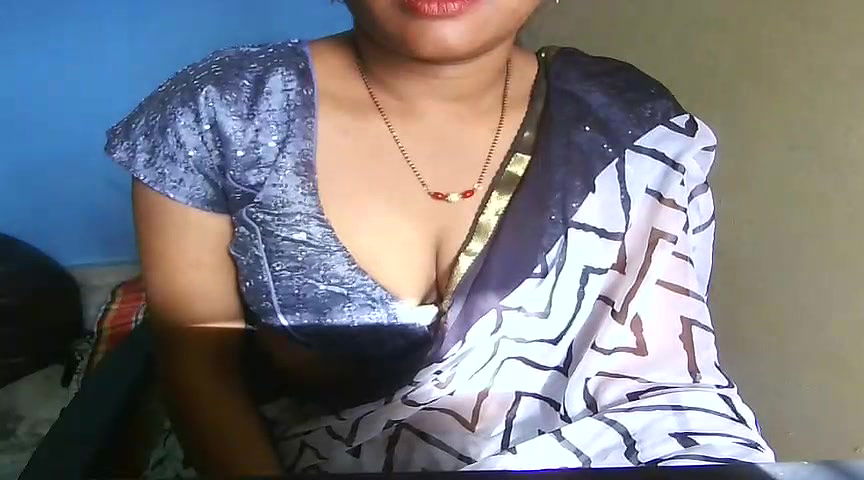 Stripchat-Public.Show-c-Telugu_Naughtyy_Priya-2024.07.17.104302