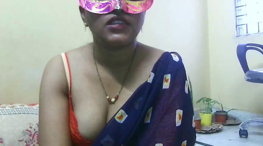 Stripchat-Public.Show-c-Telugu_Naughtyy_Priya-2024.06.03.125745