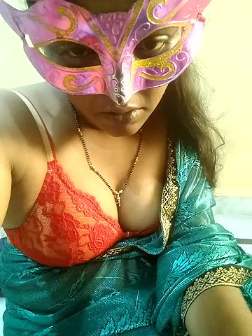 Stripchat-Public.Show-c-Telugu_Naughtyy_Priya-2024.05.09.114732
