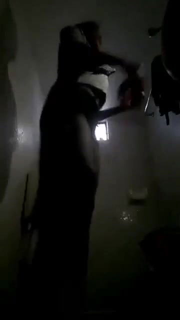 Desi teen Girl Shaving Pussy