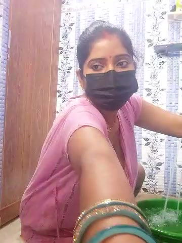 Stripchat-Public.Show-c-natasha_bhabhi-2024.04.09.083549