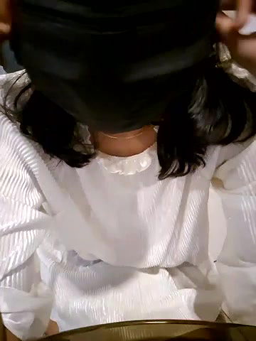 Stripchat-Public.Show-c-MalluPriyaKerala-2024.05.23.182015