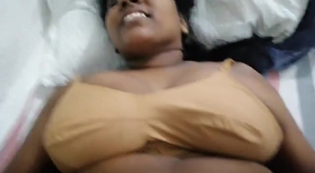 Desi Bhabhi Blowjob and Fucked