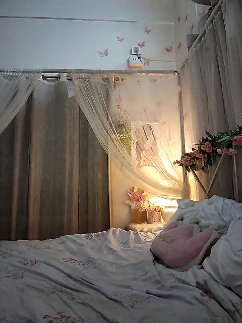 Stripchat-Public.Show-c-its_amesha-2024.09.11.203646