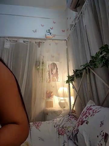 Stripchat-Public.Show-c-its_amesha-2024.07.20.185437