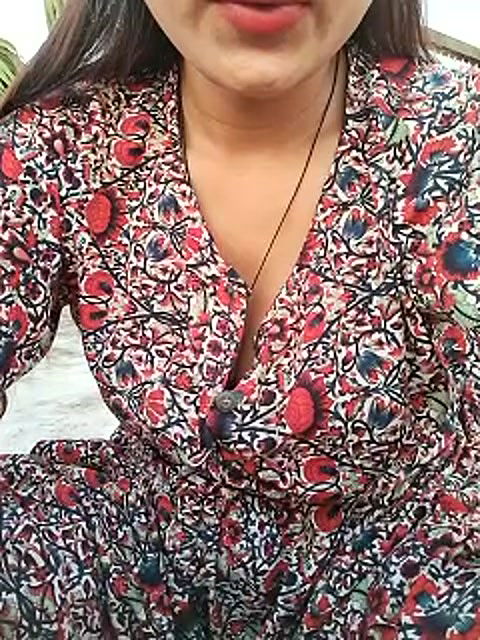 Stripchat-Public.Show-c-Ishikarana-2024.09.02.121950