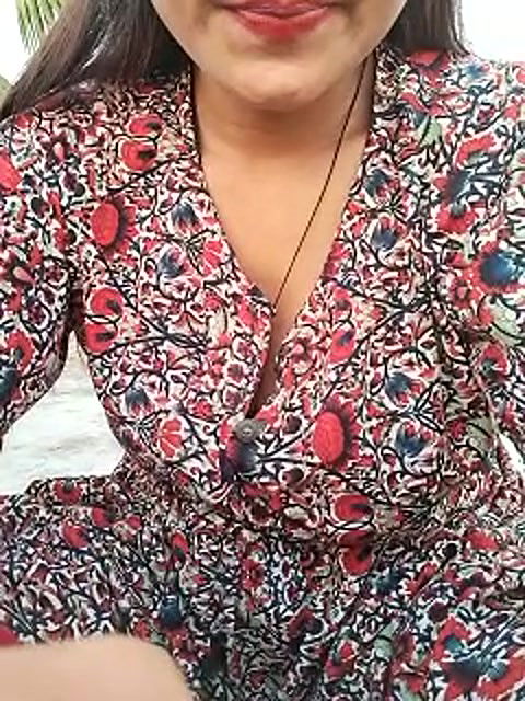 Stripchat-Public.Show-c-Ishikarana-2024.09.02.121950