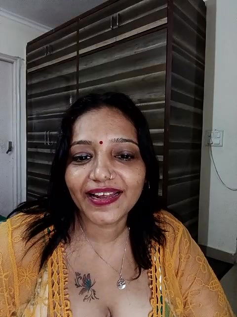 Stripchat-Public.Show-c-Hotgujjumodal19-2024.09.04.103655