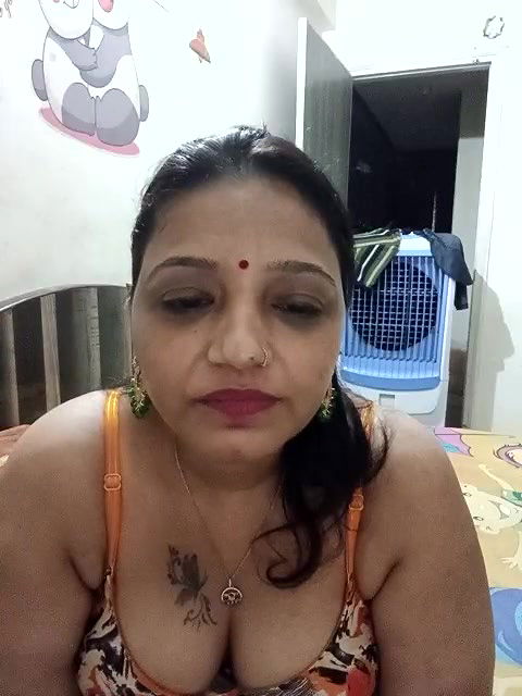 Stripchat-Public.Show-c-Hotgujjumodal19-2024.09.02.171212