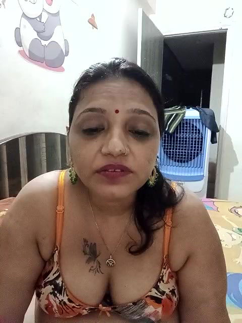 Stripchat-Public.Show-c-Hotgujjumodal19-2024.09.02.171212