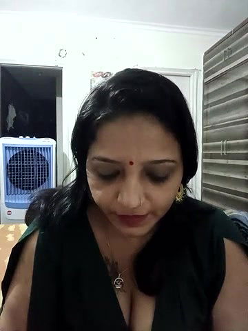 Stripchat-Public.Show-c-Hotgujjumodal19-2024.09.02.141400