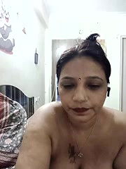Stripchat-Public.Show-c-Hotgujjumodal19-2024.08.04.185559