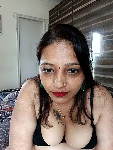 Stripchat-Public.Show-c-Hotgujjumodal19-2024.08.02.080535