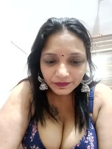 Stripchat-Public.Show-c-Hotgujjumodal19-2024.06.01.195253