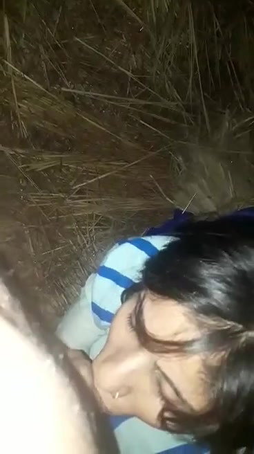 Desi Bhabhi Blowjob