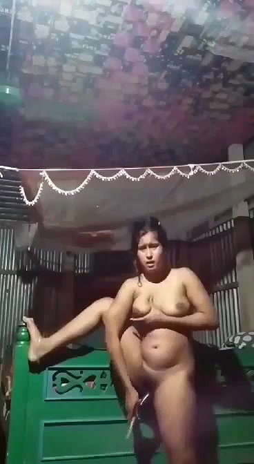 Horny Village Girl Masturbating