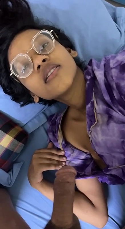 Horny Bengali GF Giving Blowjob Like A Slut – 6 Clips
