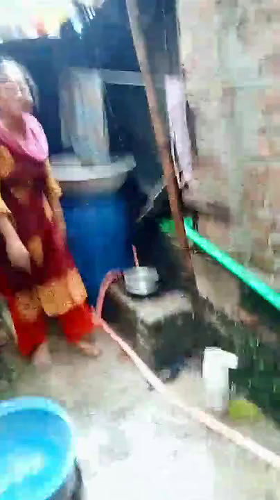 Bhabi Showing Boobs For Money