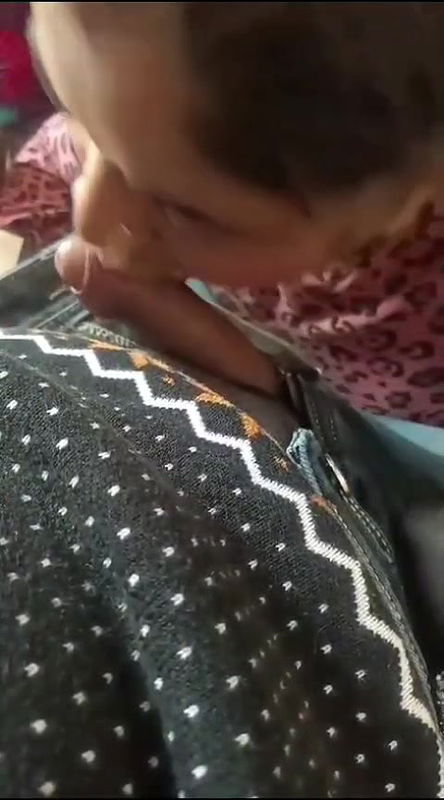 Desi Bhabhi Showing Her Pussy And Ass Blowjob to Lover’s Cock