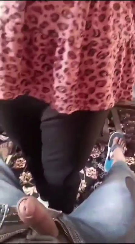 Desi Bhabhi Showing Her Pussy And Ass Blowjob to Lover’s Cock