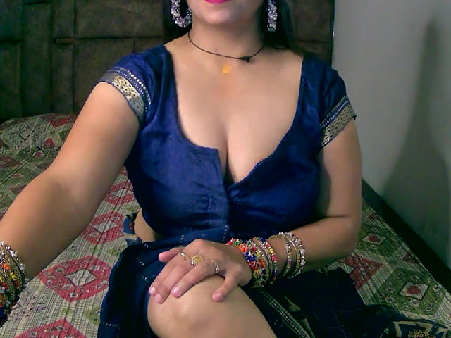 Stripchat-Public.Show-f-Kajal_G-2024.07.17.032152