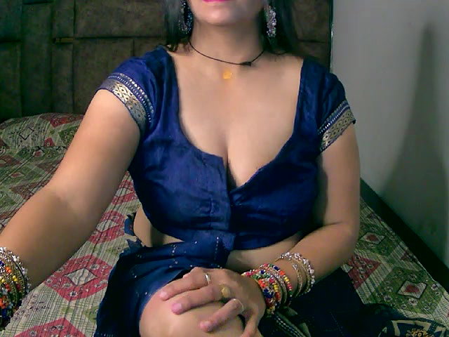Stripchat-Public.Show-f-Kajal_G-2024.07.17.032152