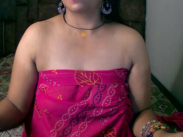 Stripchat-Public.Show-f-Kajal_G-2024.07.16.030946
