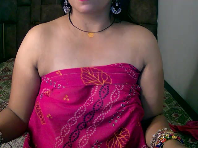 Stripchat-Public.Show-f-Kajal_G-2024.07.16.030946