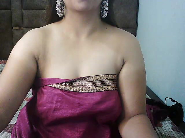 Stripchat-Public.Show-f-Kajal_G-2024.05.28.001247