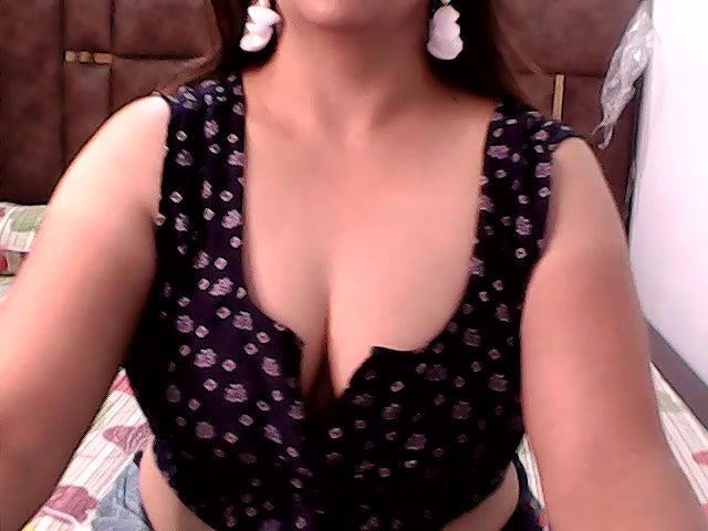 Stripchat-Public.Show-f-Kajal_G-2024.05.24.050841